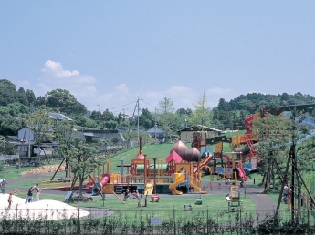 秦山公園こどもの広場の画像